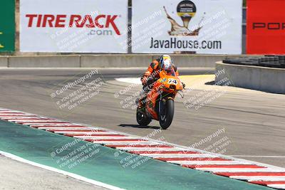 media/Aug-29-2025-TrackDaz (Fri) [[e7163b0dc3]]/B Plus/1220pm (Turn 11)/